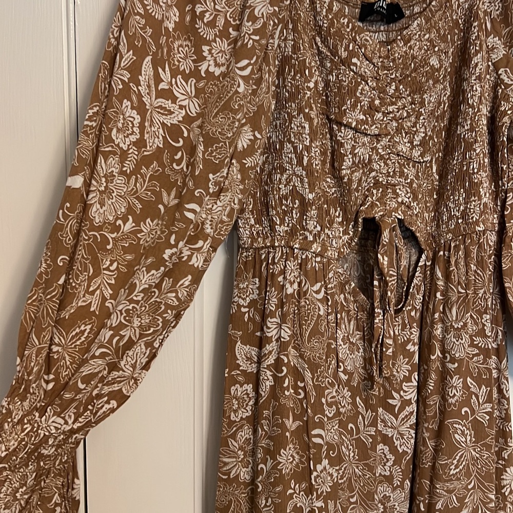 Midi boutique dress- never been worn!!